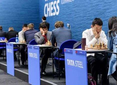 Украинец победил в третьем туре турнира в Вейк-ан-Зее