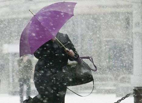 «Столетняя» буря в США: почти тысяча ДТП, 10 погибших