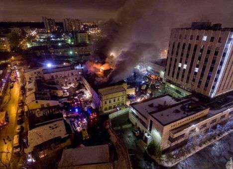 Выживший: На месте страшного пожара в Москве найден мужчина