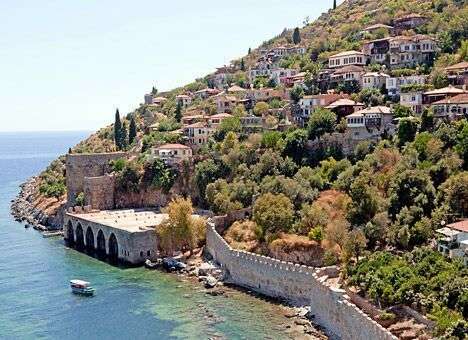 В Турции устроили распродажу гостиниц