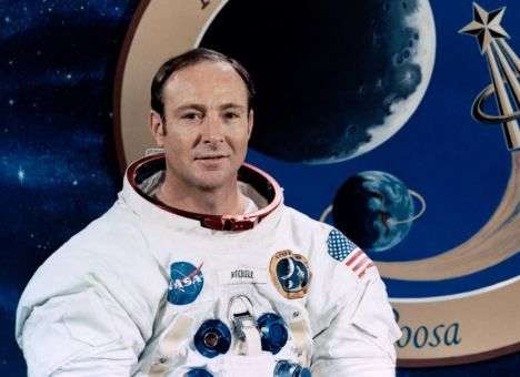 Скончался «лунный» человек (ФОТО)