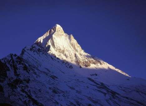 В Гималаях человек, обреченный на смерть, выжил