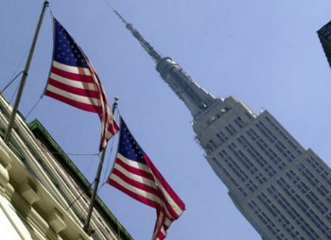 Дрон врезался в Эмпайр-Стейт-Билдинг