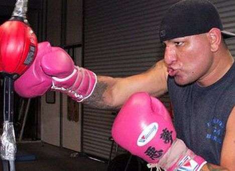 Американского боксера дисквалифицировали за употребление марихуаны