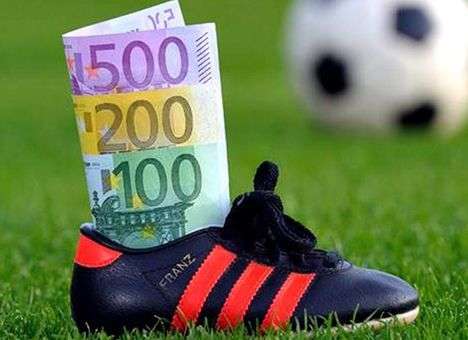 Китайские клубы потратили на трансферы больше англичан