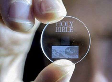 Историю человечества хотят сохранить на «вечных» кварцевых дисках