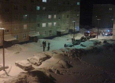 Опубликован момент, как огромная лавина накрывает ночью город (ФОТО, ВИДЕО)