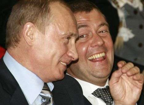 Пресс-секретарь Путина в красных штанах взорвал соцсети (ФОТО)