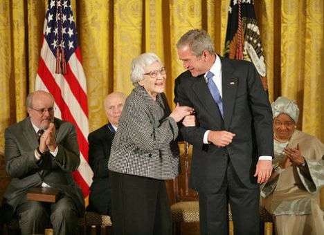 Умерла автор культового романа «Убить пересмешника»