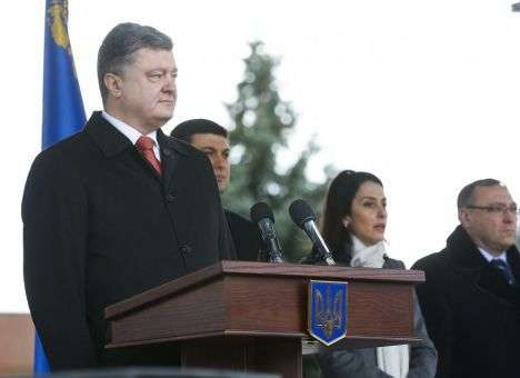 Порошенко пояснил, почему громили банки в центре Киева
