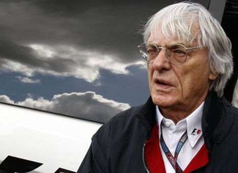 Босс Формулы 1 ни разу не навещал Шумахера