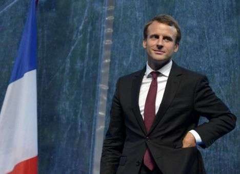 Министр любви: Главный экономист Франции получал по почте эротические снимки