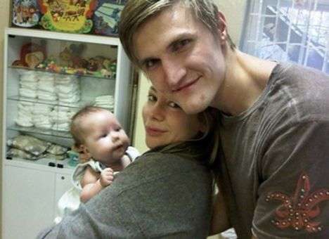 Известный спортсмен получил от жены разрешение спать с фанатками