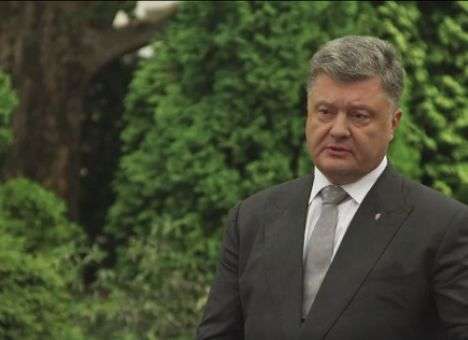 Порошенко рассказал о своей февральской поездке в Крым