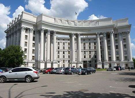 МИД намерен ввести выдачу электронных виз