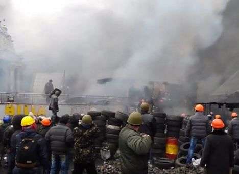 Опубликованы уникальные кадры взрыва на Майдане (ВИДЕО)
