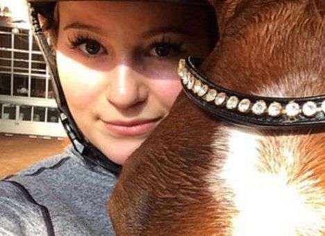 «Золотая девушка: Как выглядит самая юная миллиардерша планеты (ФОТО)