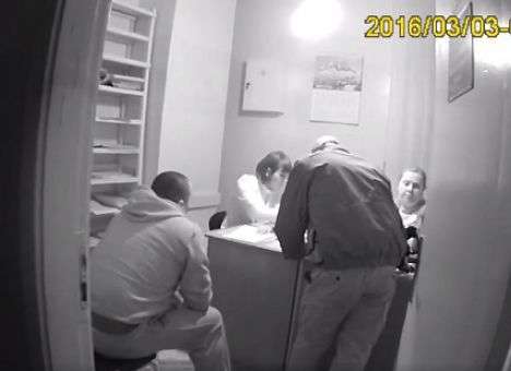 Пассажирка автобуса пожаловалась копам на пьяного водителя