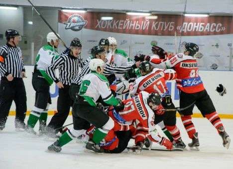 Онлайн-трансляция хоккейного матча «Донбасс» - «Рапид» (ВИДЕО)