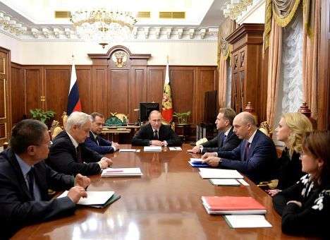 Путин встревожен, - финансовый омбудсмен РФ