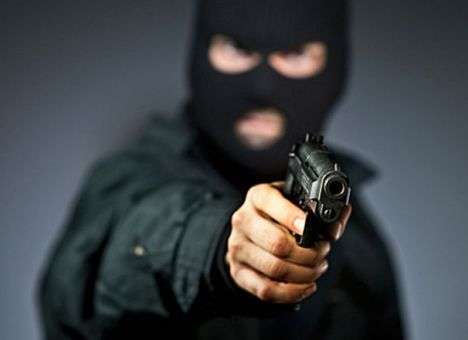 Нам советуют вооружаться: Банда воров держит в страхе целый поселок