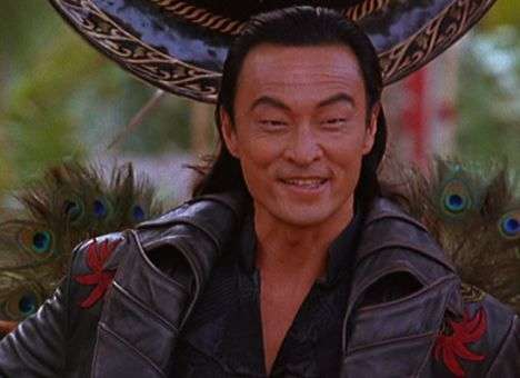 Американский актер теперь достает из кармана российский паспорт