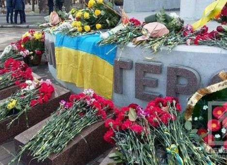 «Киборг» стал прототипом первого памятника бойцам АТО (ФОТО)