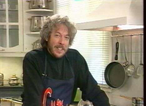 Псевдоученики Макаревича открыли охоту на доверчивых россиян