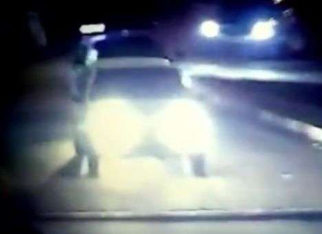 Видео погони за сутенером, которого застрелил полицейский, выложили в сеть (ВИДЕО)