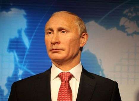 В Сербии восковую фигуру Путина установили рядом с диктатором Тито