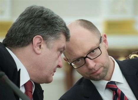 Порошенко сказал, сколько Яценюк еще будет премьером