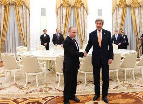 Это будет приятный сюрприз: Керри показал Путину, что у него в портфеле