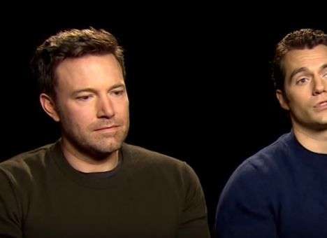 Грустный Аффлек: Актер тяжело переживает разгромную критику «Бэтмена» (ВИДЕО)