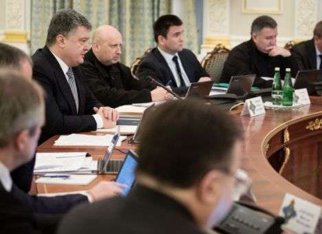 Порошенко возвращает домой 45 тысяч мобилизованных
