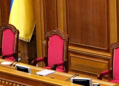 Уходящий поезд и новый премьер: Нардепы рассказали, чего ждать от Рады