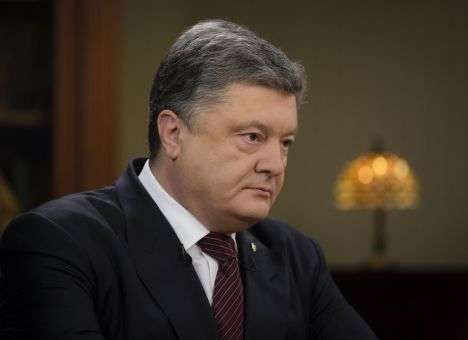 Порошенко отказался подписывать закон о льготах для чернобыльцев