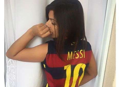 Знаменитый футболист опозорил обладательницу лучших ягодиц Бразилии (ФОТО)