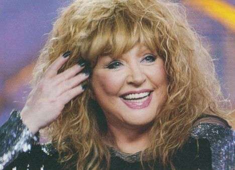 Медведев ответил на письмо о зубах, как у Пугачевой