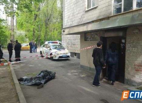 Он долго стоял у окна: Дорошенко видели за несколько минут до гибели (ВИДЕО)