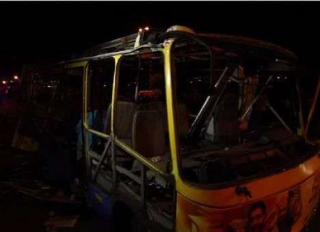 Опубликованы кадры с места смертельного взрыва автобуса в Ереване (ВИДЕО)