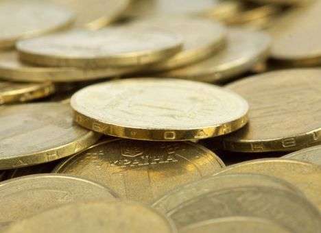 Денег в кошельках украинцев станет чуть больше