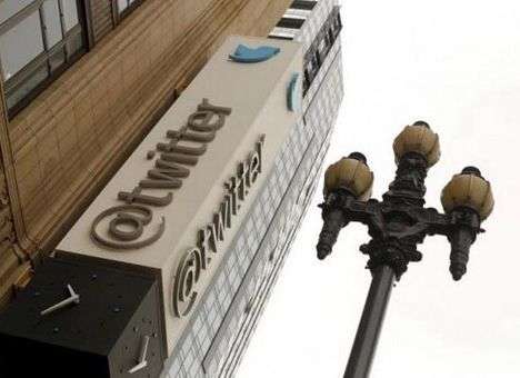 Акции Twitter упали на 11%