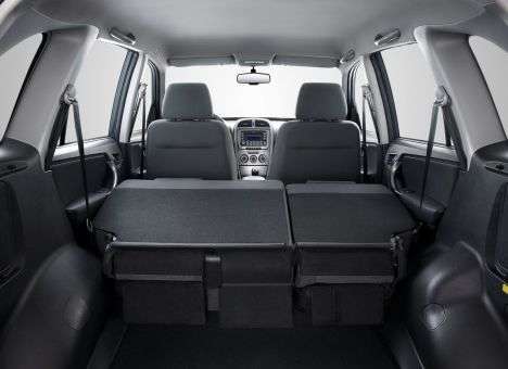 Украинцы начали тратить деньги на новые авто