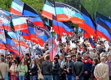 Мы вдруг поняли, что народ в Донецке начал сходить с ума, - дончанин