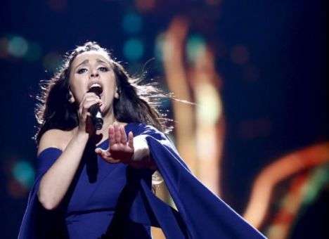 Джамала празднует победу на «Евровидении-2016» (ВИДЕО)