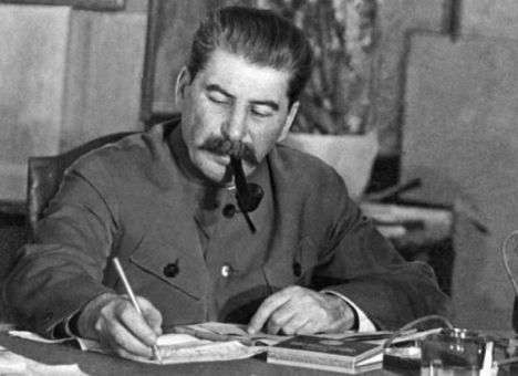 За российскими избирателями придет Сталин