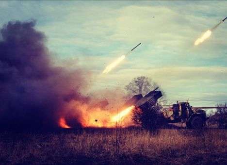 Страшную ночь пережил мирный поселок на Донбассе