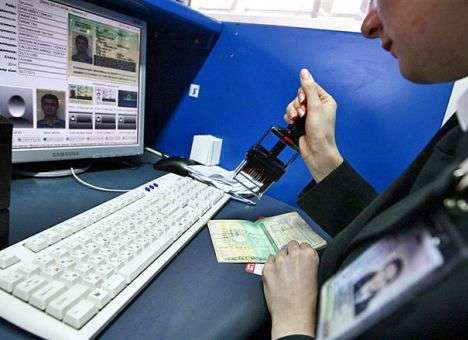 В Берлине боятся отменять визы украинцам