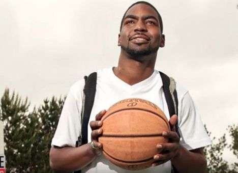 Он прожил без сердца больше года (ВИДЕО)