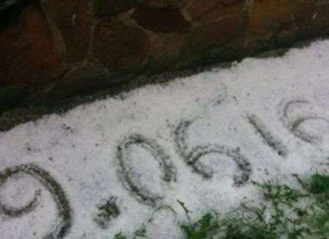 Да будет снег: Лето продолжает издеваться над украинцами (ФОТО, ВИДЕО)